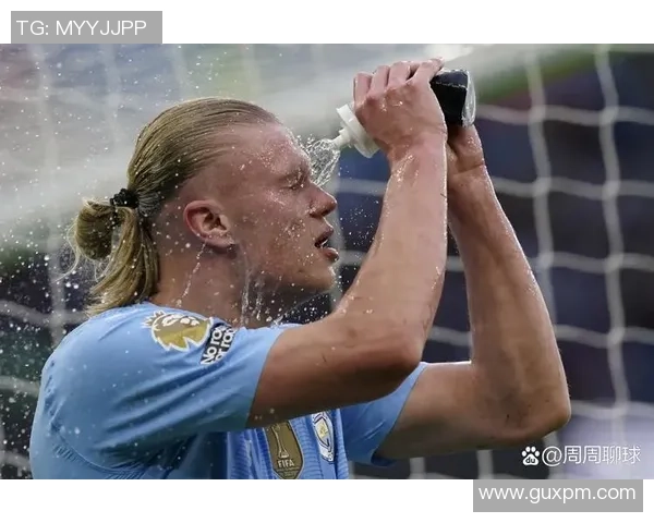 哈兰德两球两次错失良机两次解围 评分9.1全场最高表现引领胜利